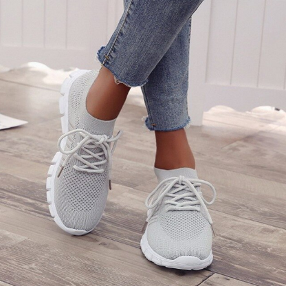 Yolanda – Lightweight Lace-Up Orthopaedic Sneakers