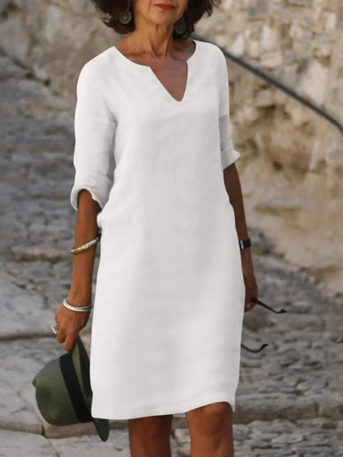 Jakayla | Elegant Dress with V-Neck